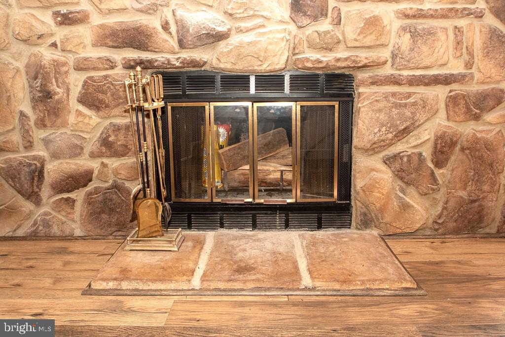 WOODSTREAM EAST PLAT THR - Residential