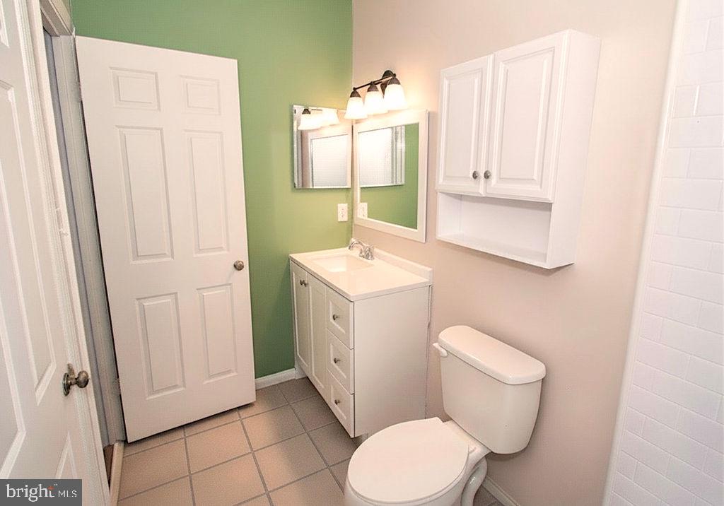 WOODSTREAM EAST PLAT THR - Residential