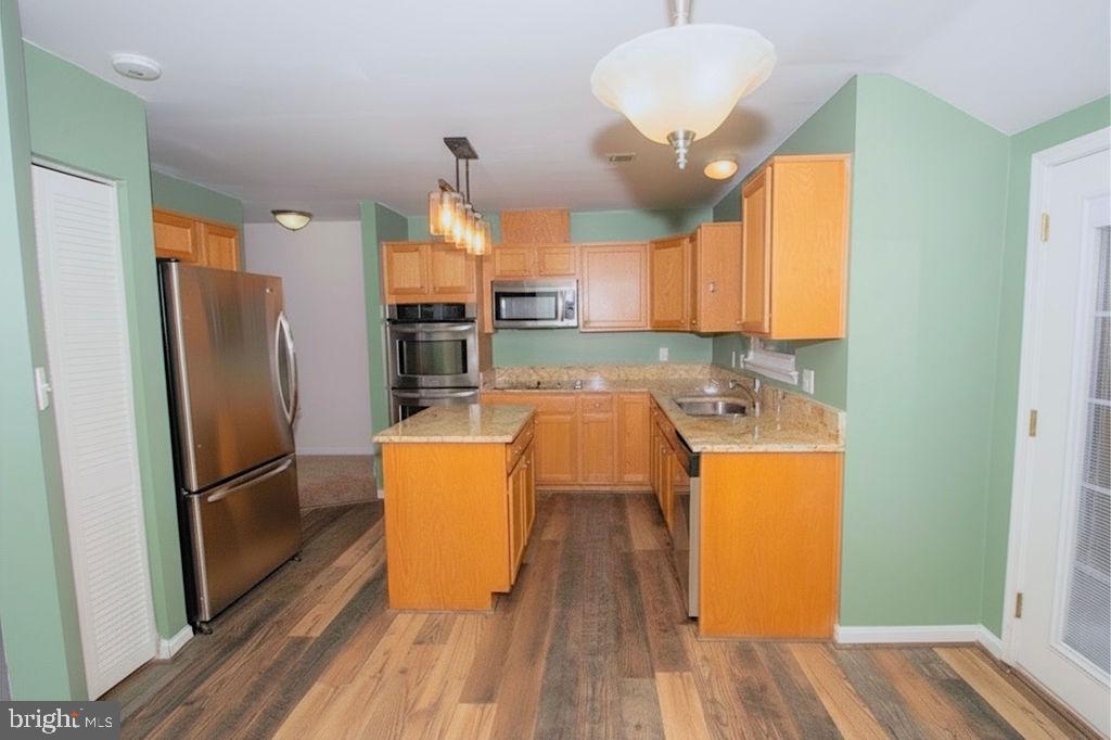 WOODSTREAM EAST PLAT THR - Residential