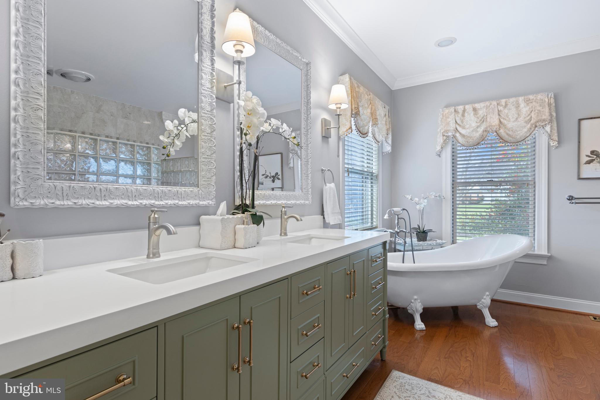 MERESTONE III - Residential