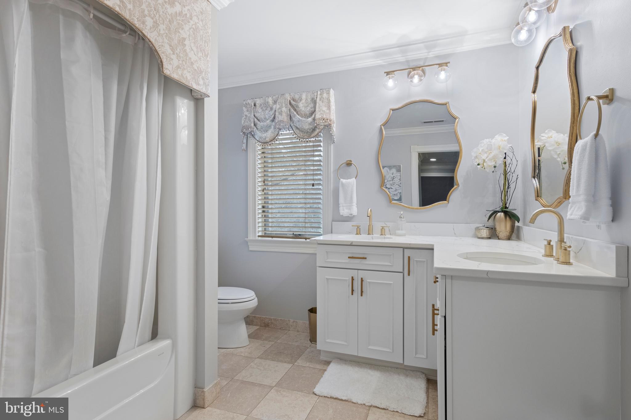 MERESTONE III - Residential