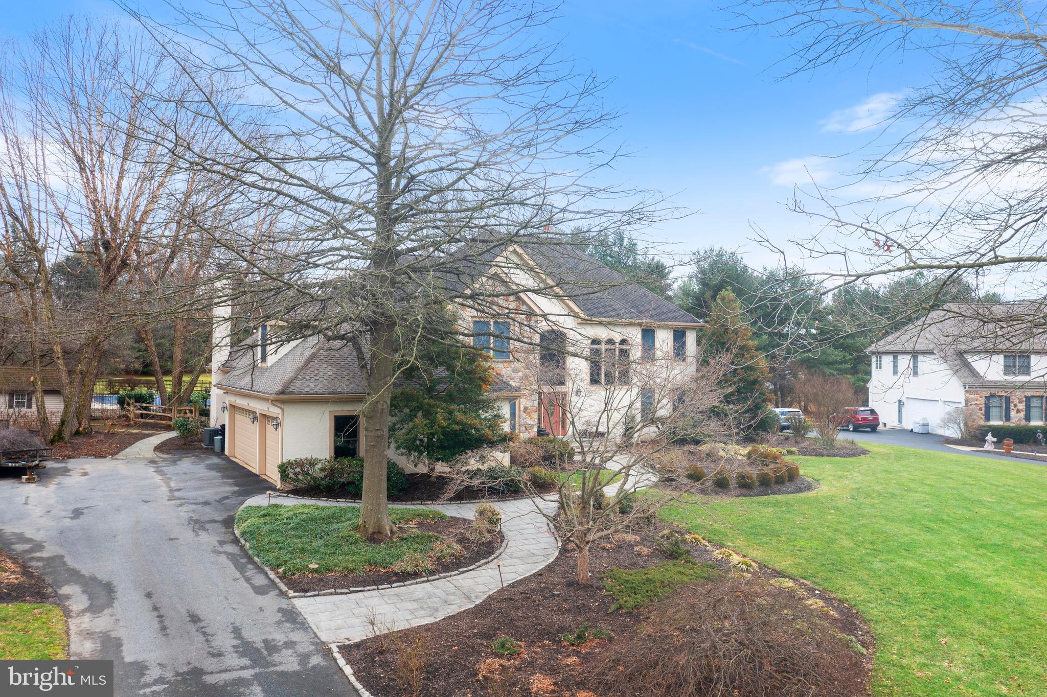 MERESTONE III - Residential