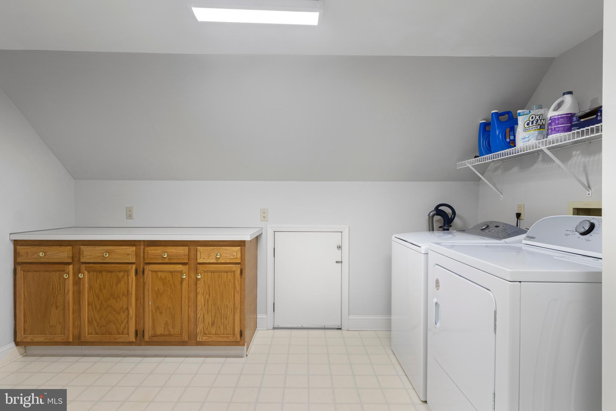 MERESTONE III - Residential