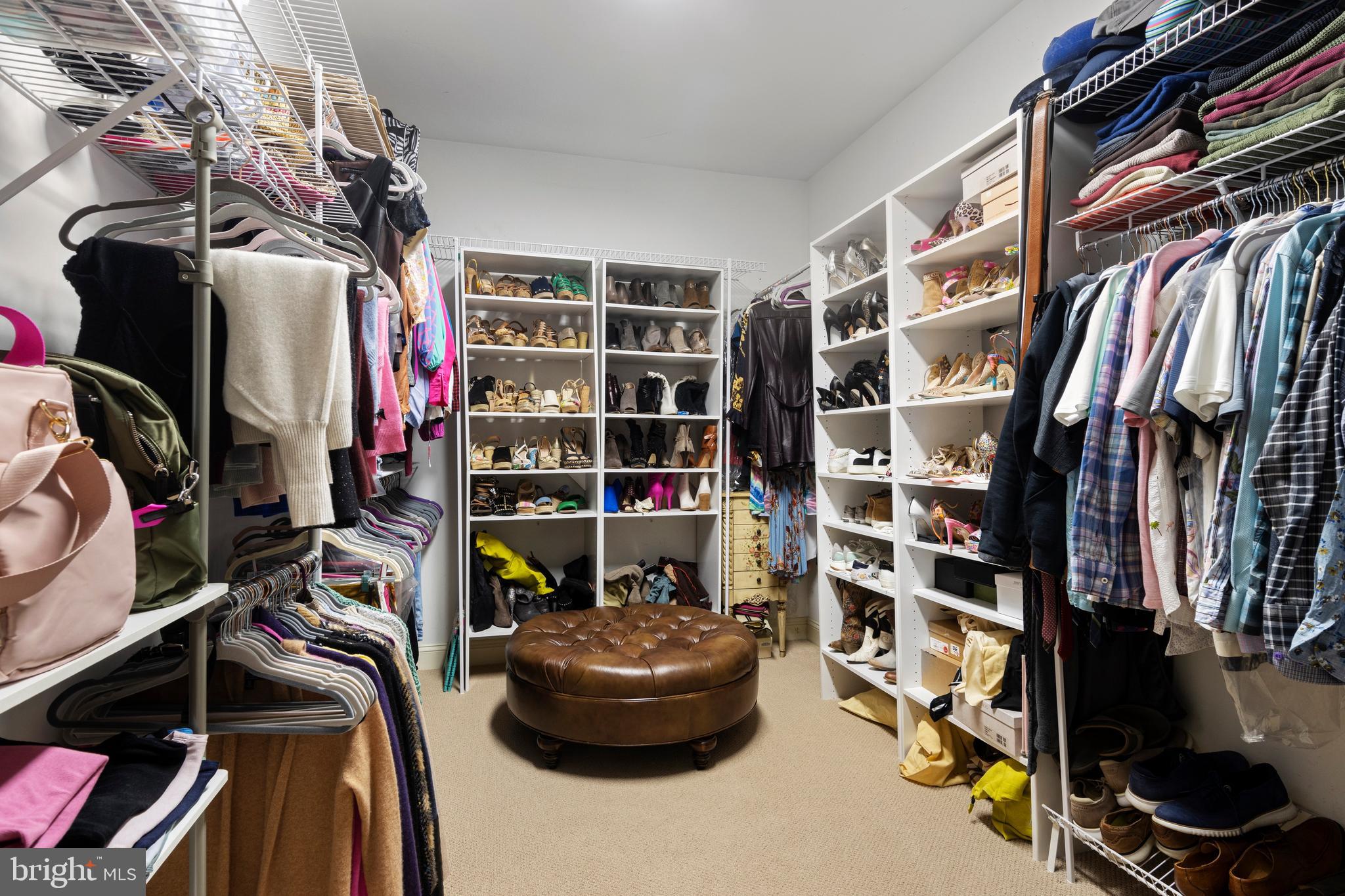 MERESTONE III - Residential