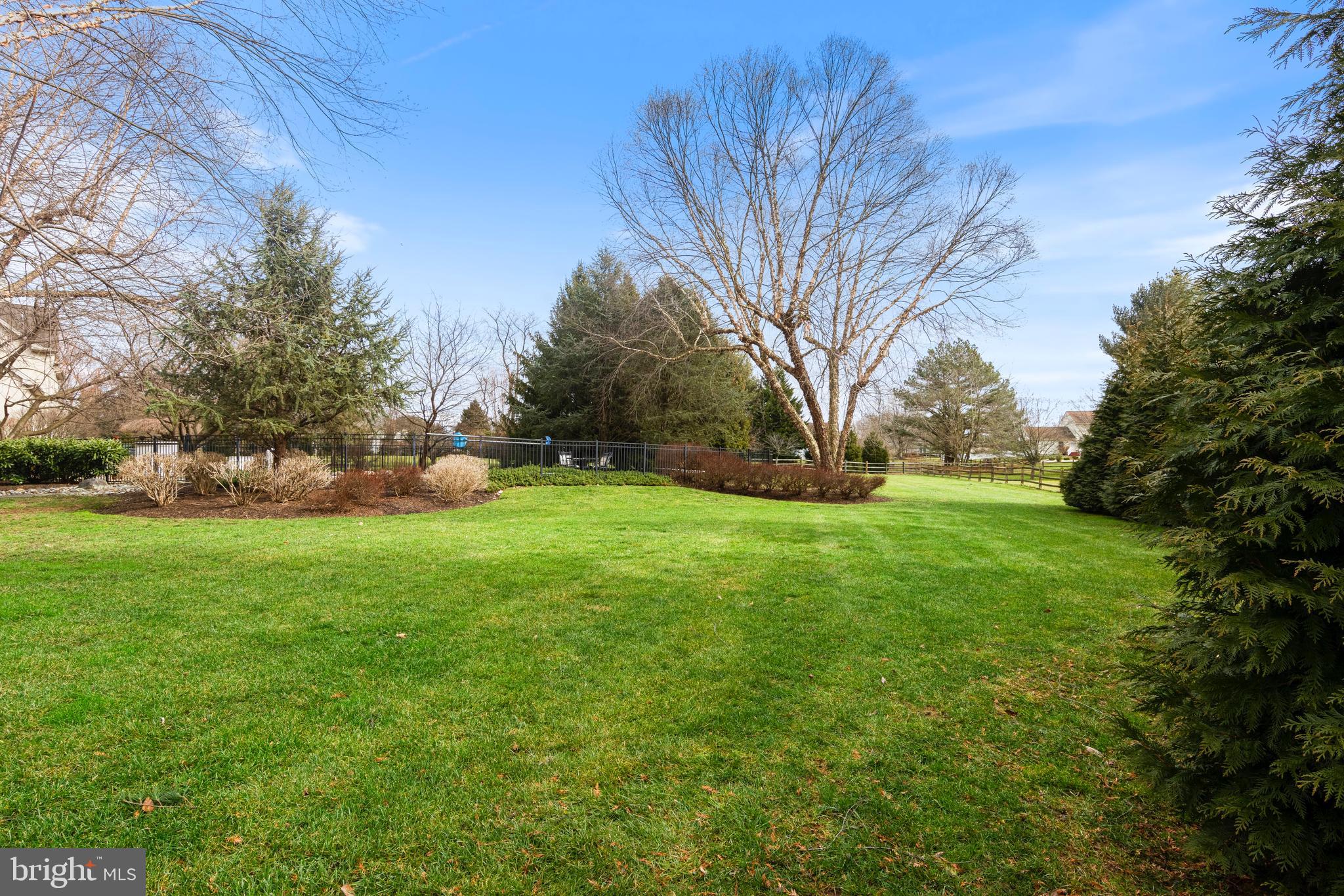 MERESTONE III - Residential