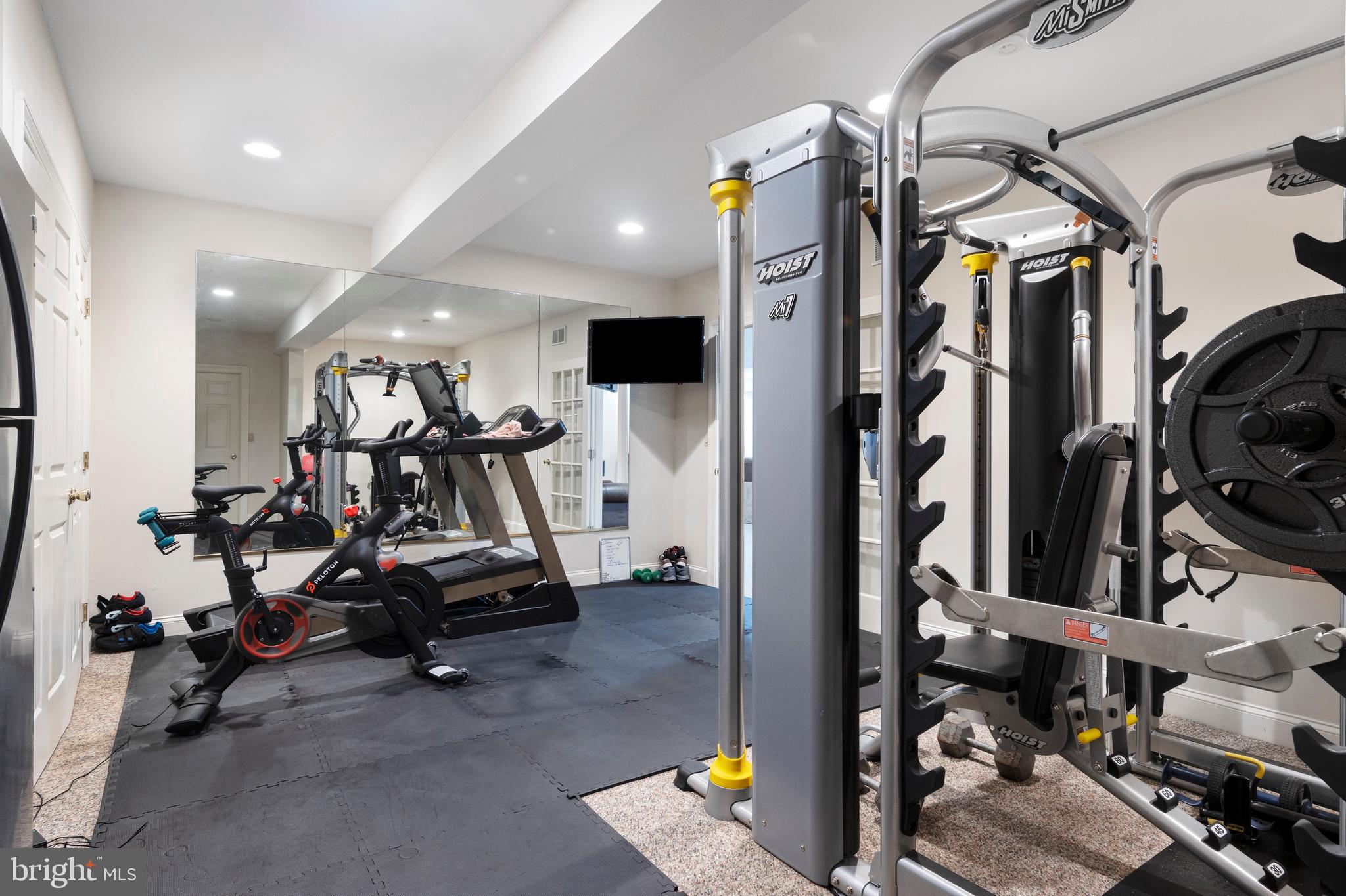 MERESTONE III - Residential