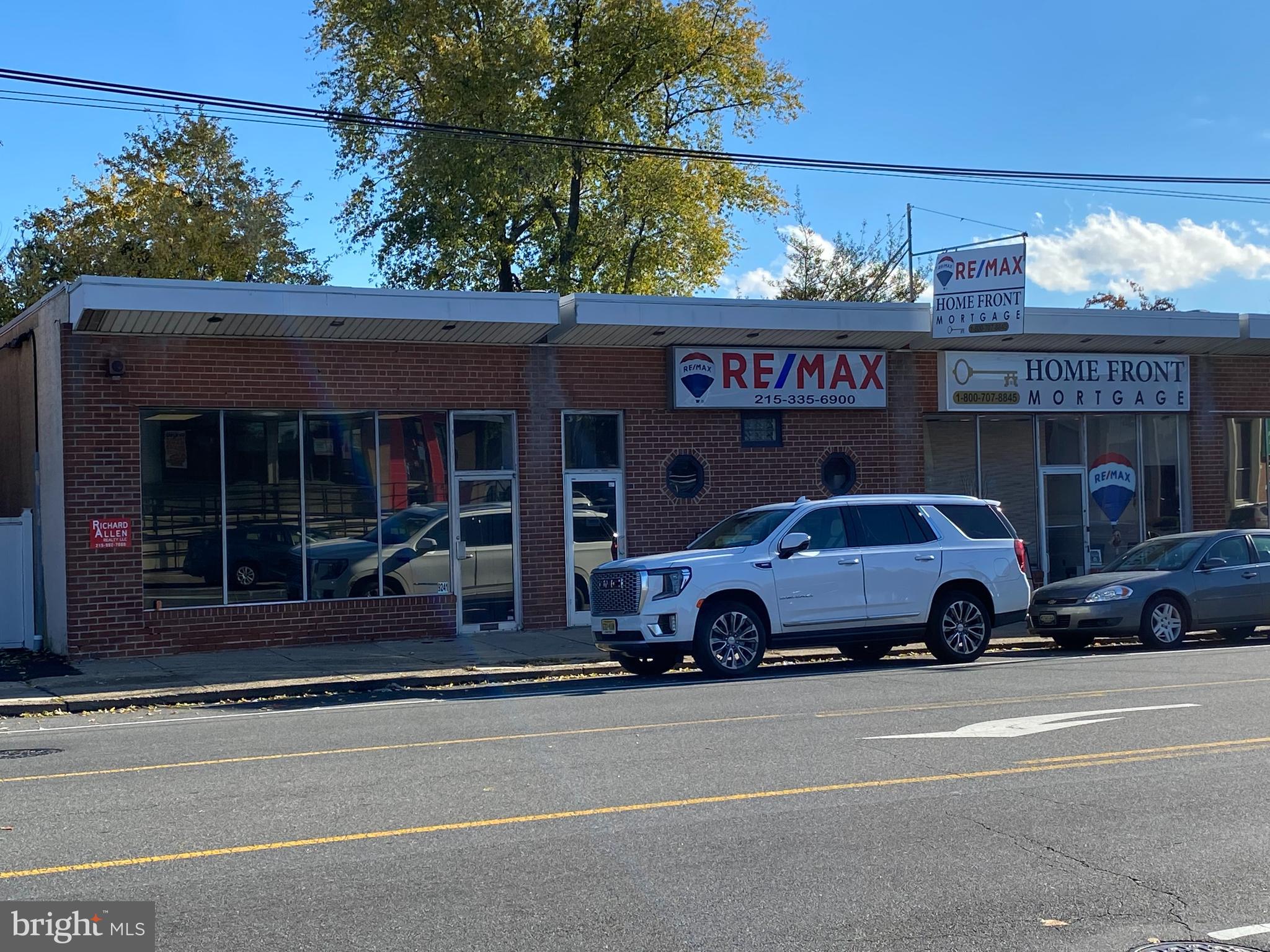 TORRESDALE - Commercial Sale