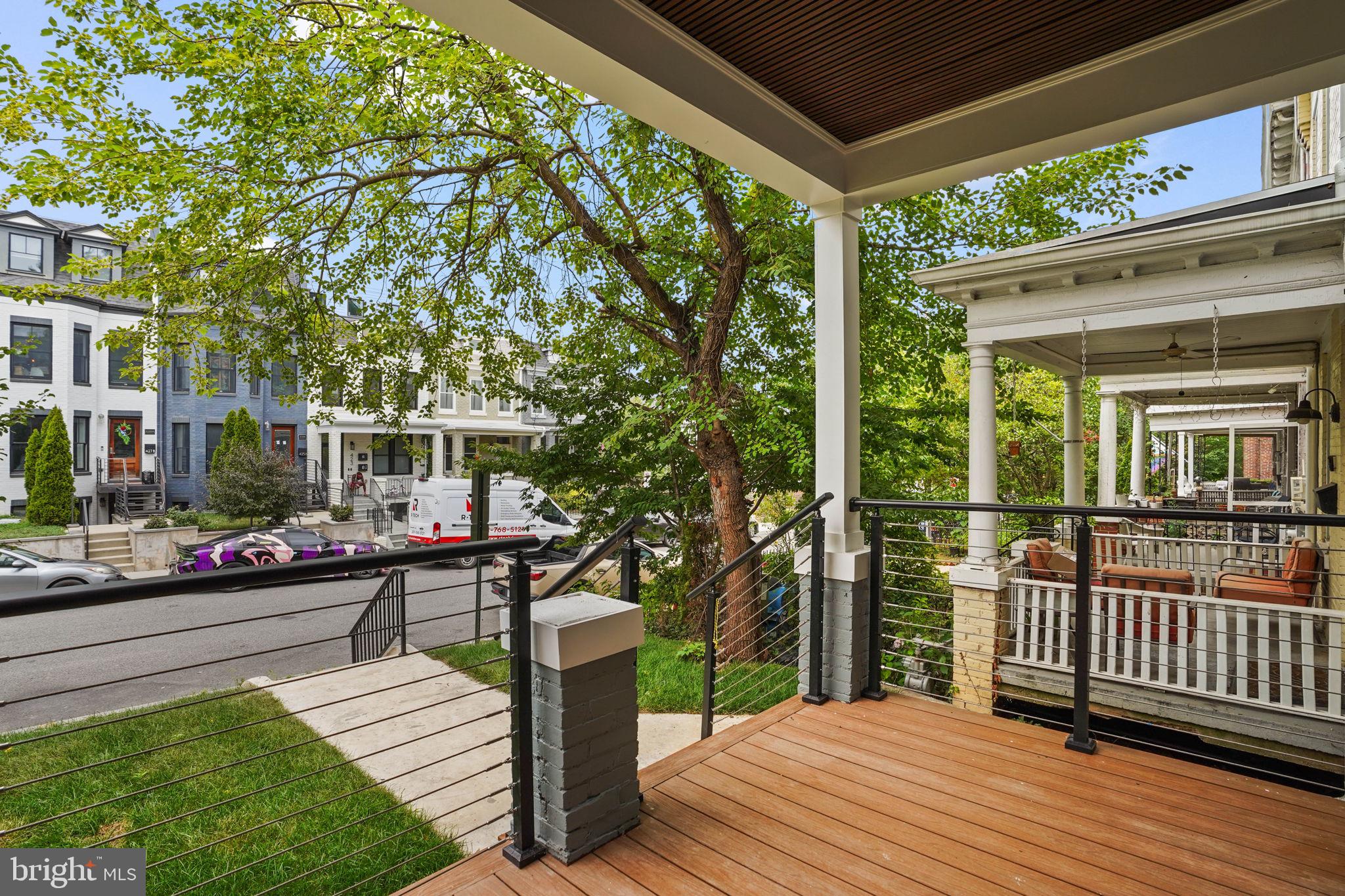 432 NEWTON PLACE NW