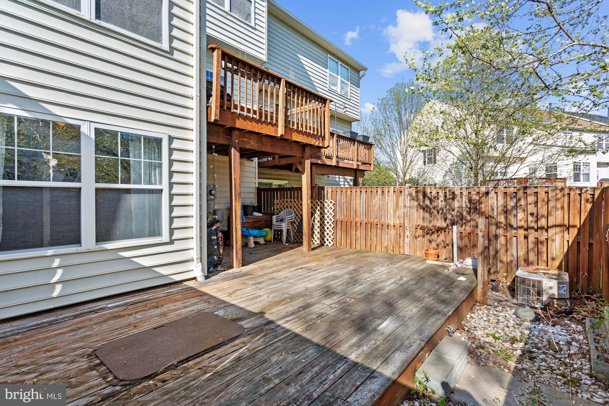 RIDGES AT ASHBURN - Residential