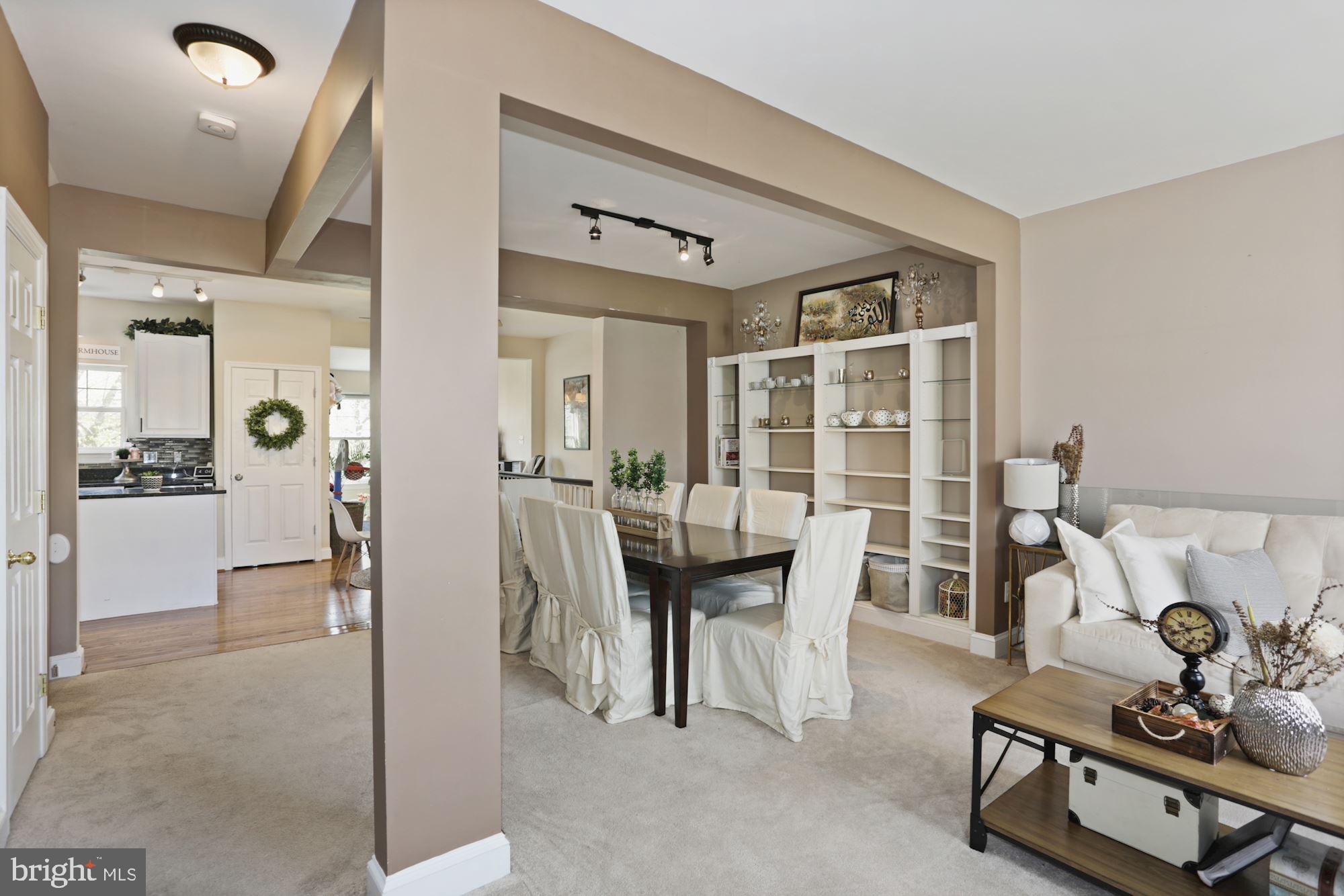 RIDGES AT ASHBURN - Residential