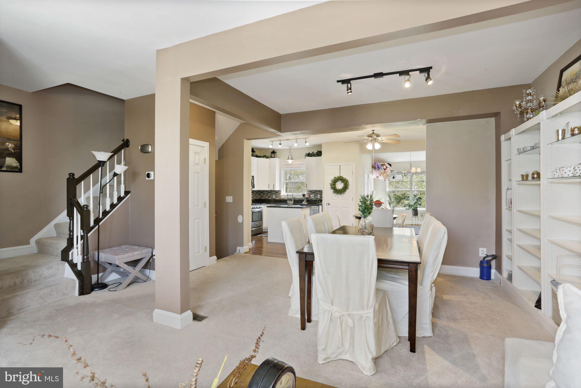 RIDGES AT ASHBURN - Residential