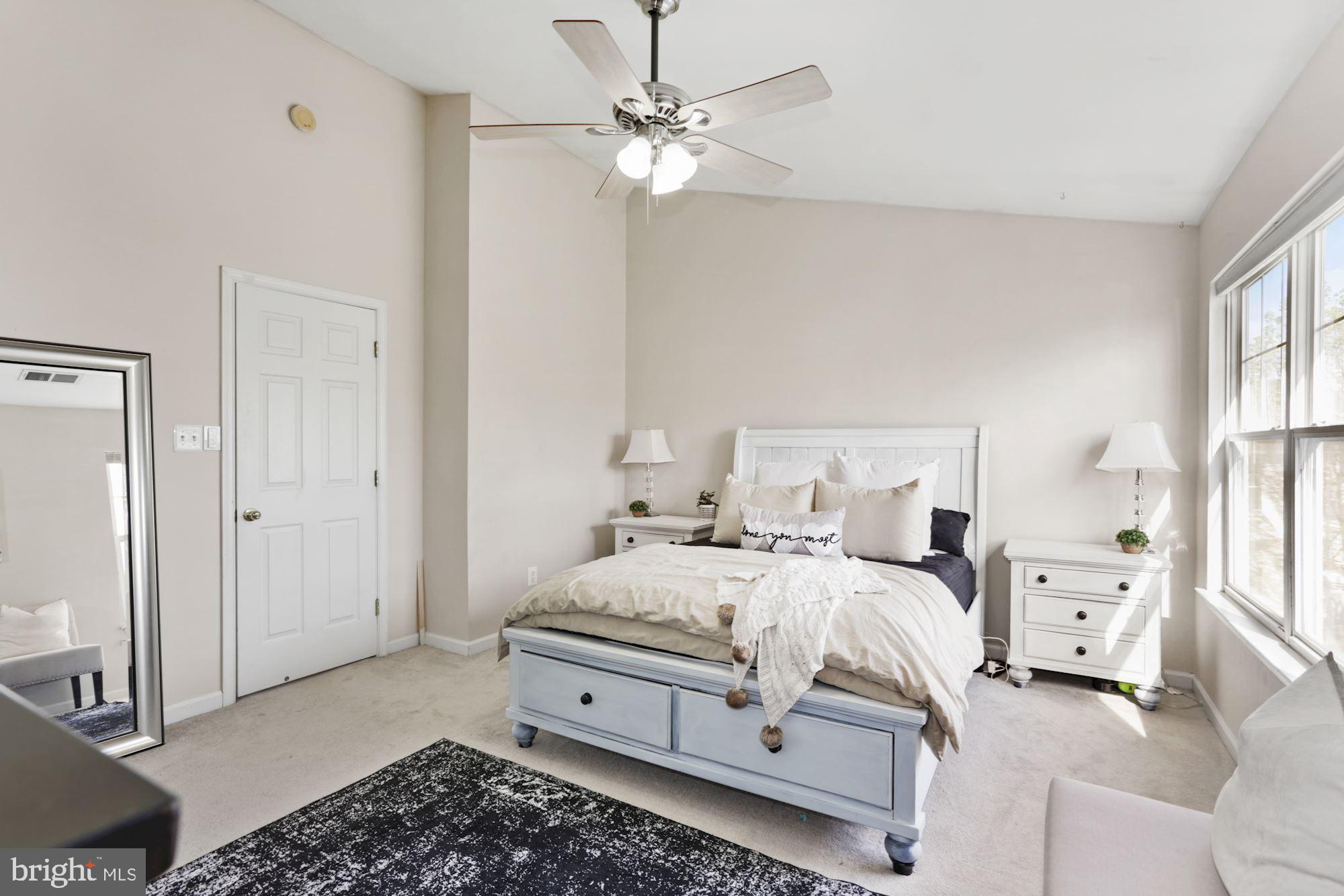 RIDGES AT ASHBURN - Residential