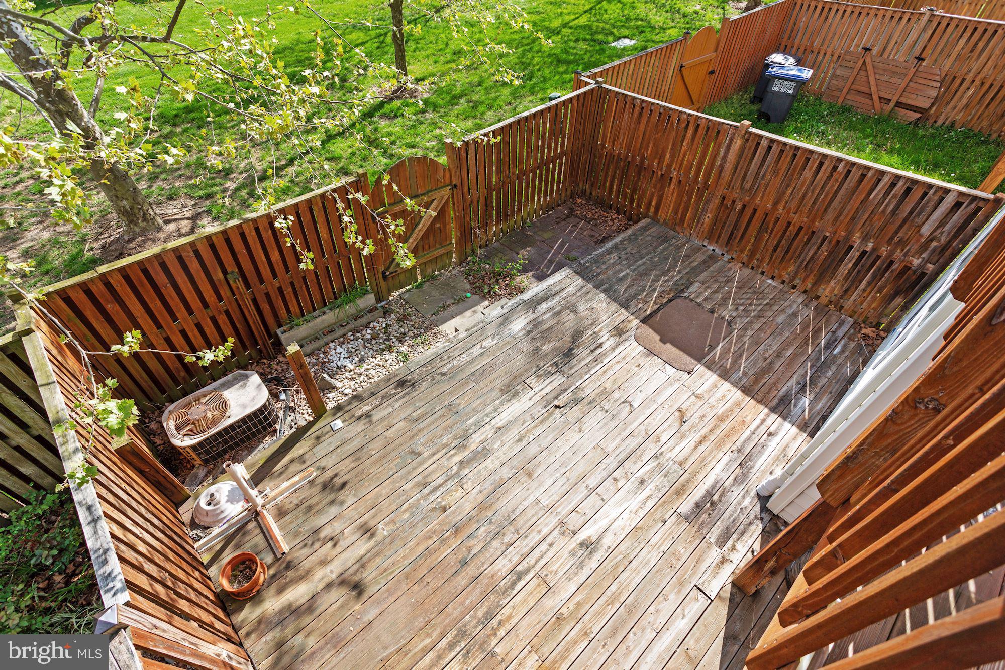 RIDGES AT ASHBURN - Residential