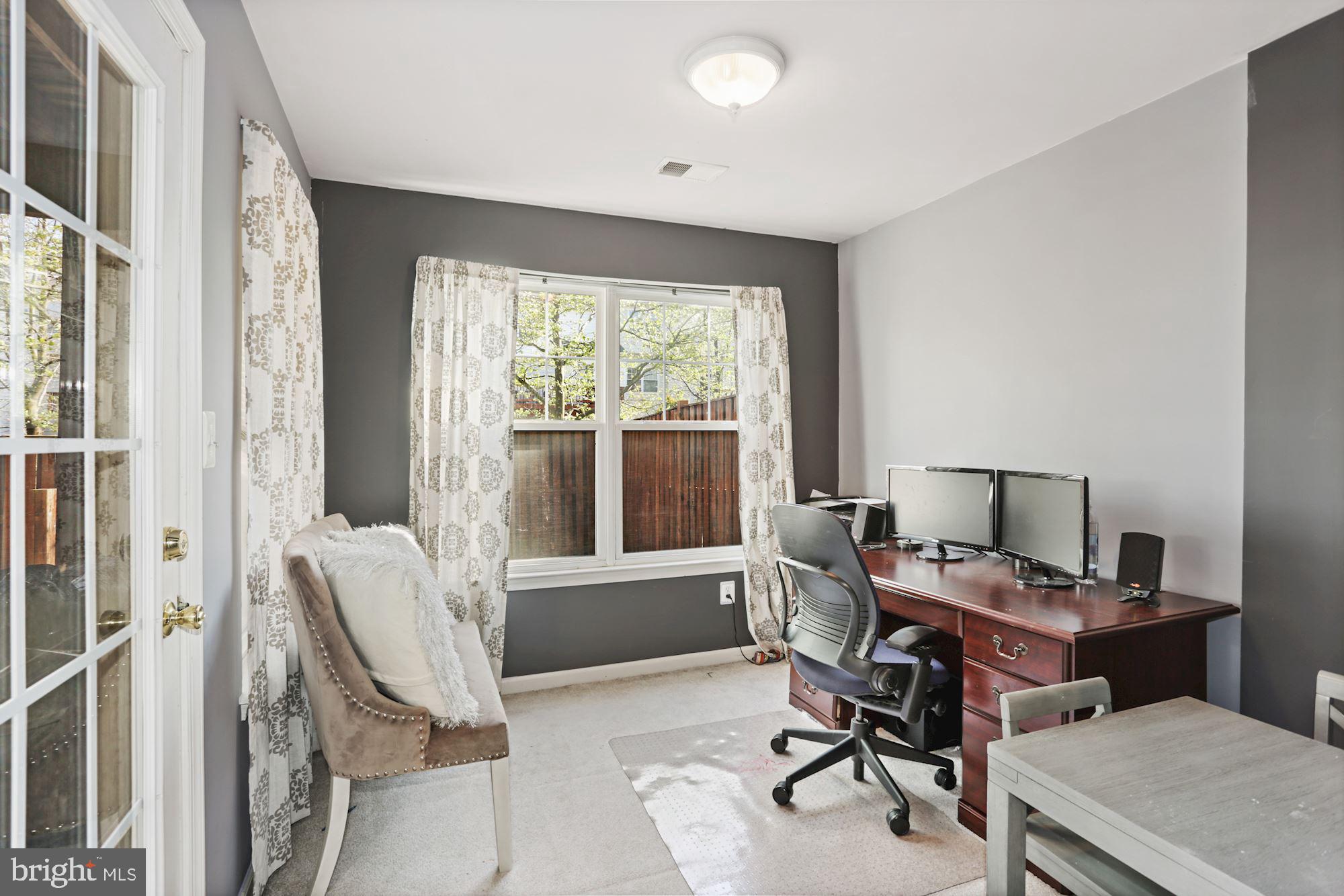 RIDGES AT ASHBURN - Residential