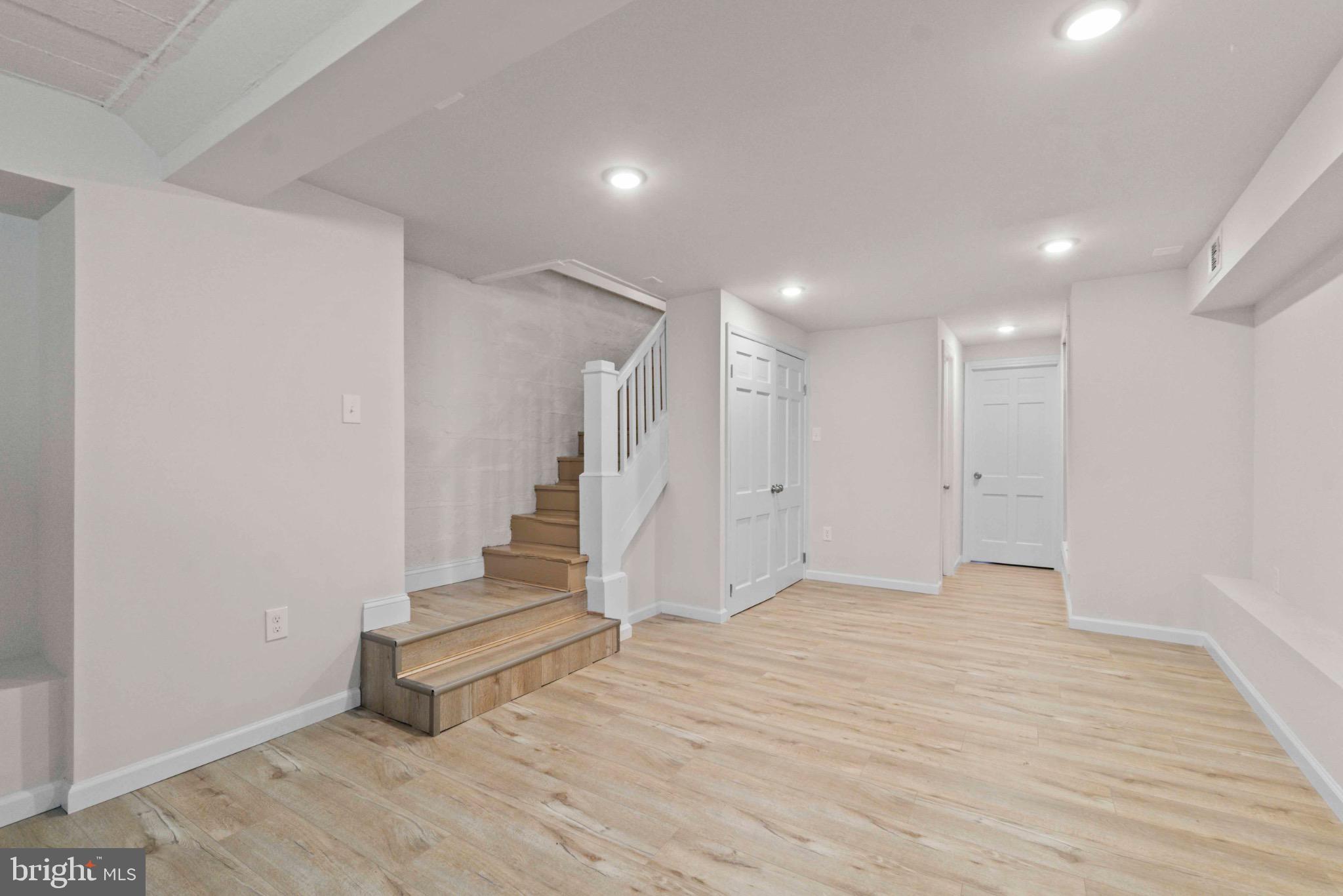 MADISON EASTEND - Residential Lease