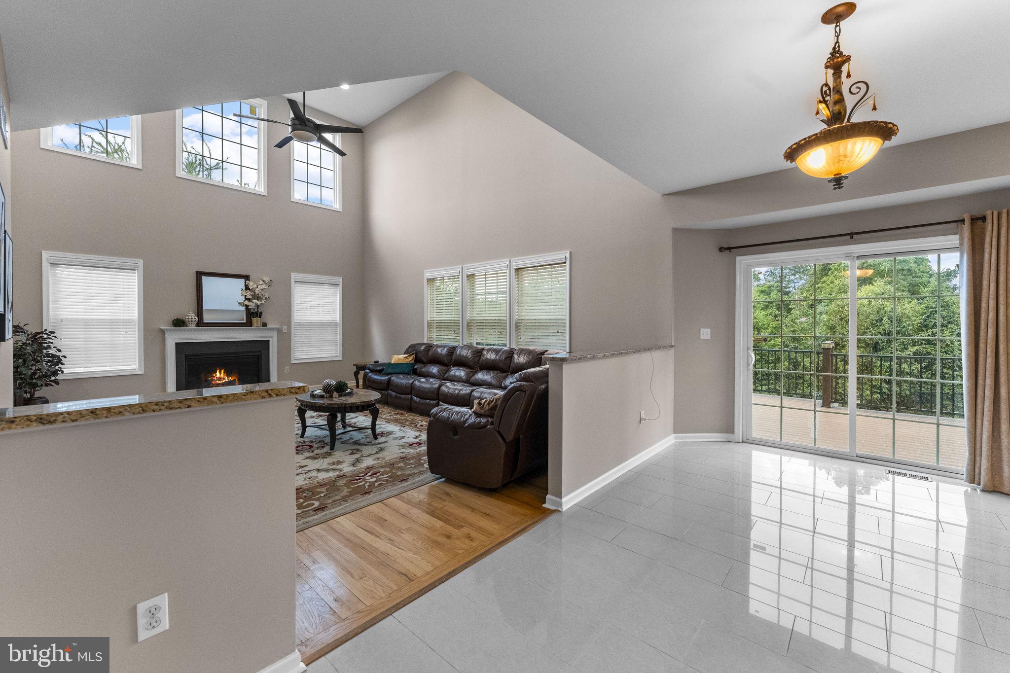 9 PINEHILL COURT