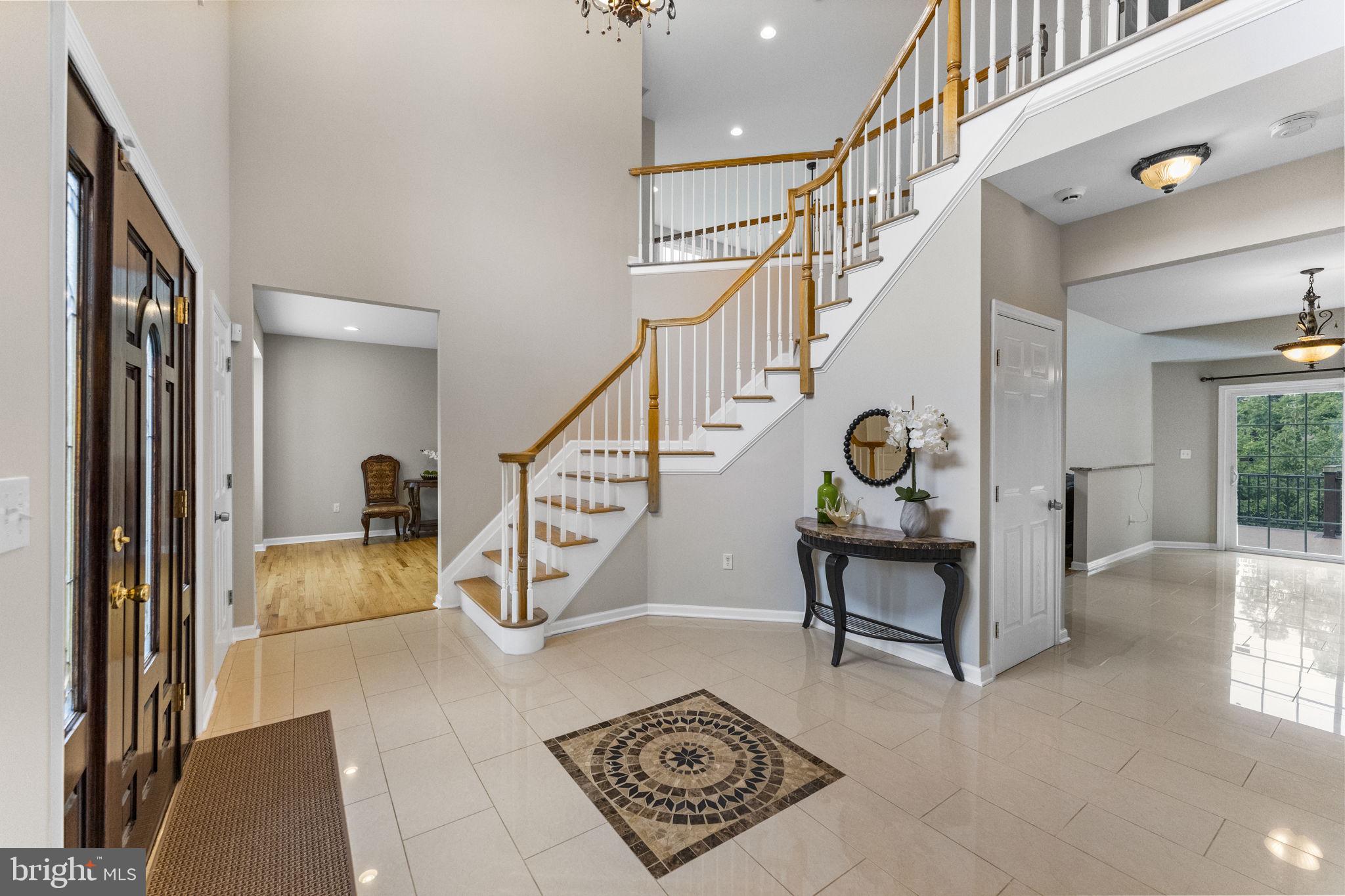 9 PINEHILL COURT