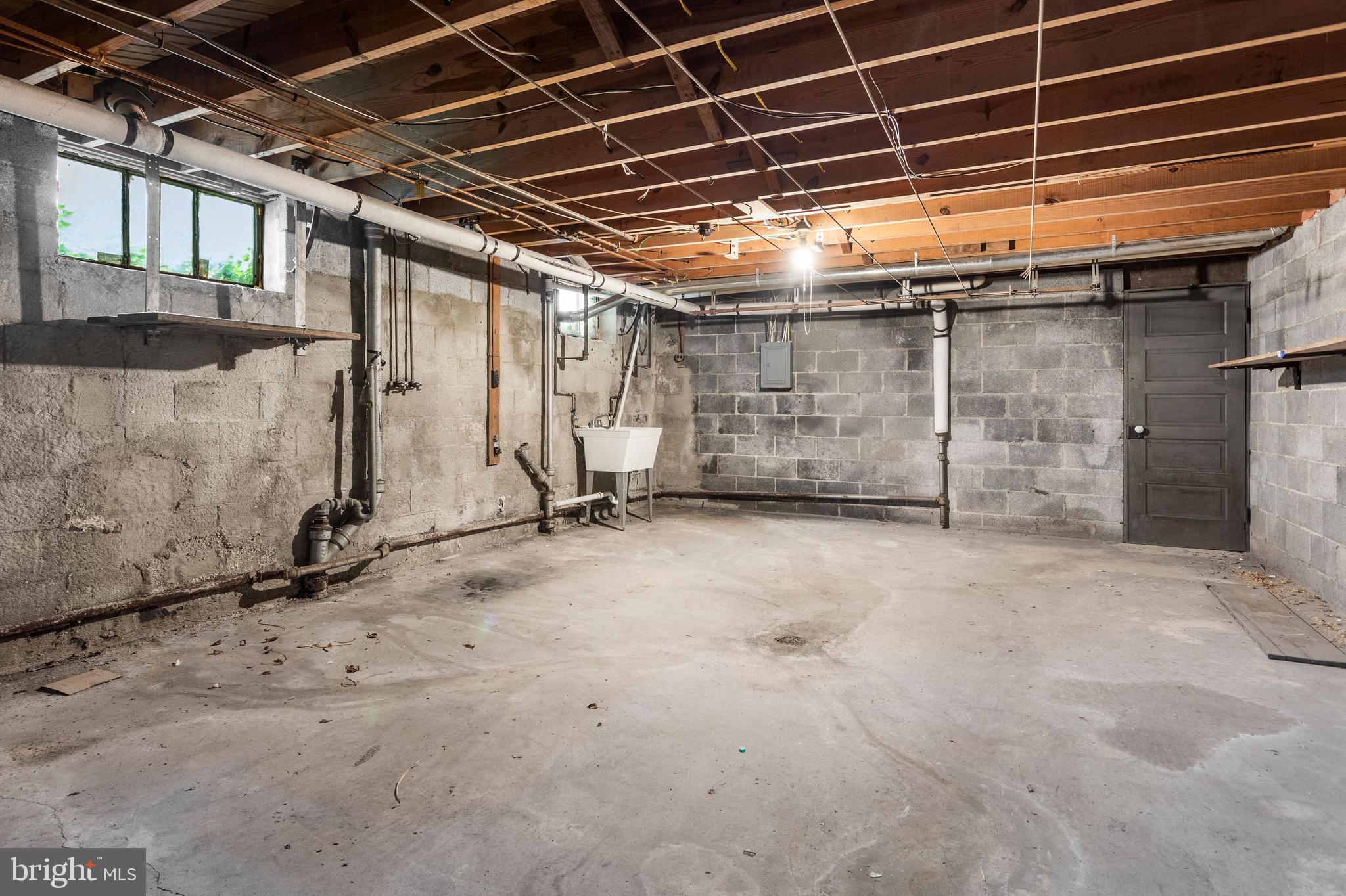 NORTH END - Residential