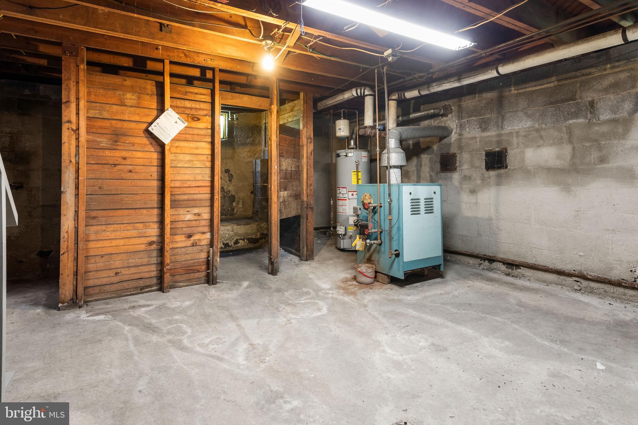 NORTH END - Residential