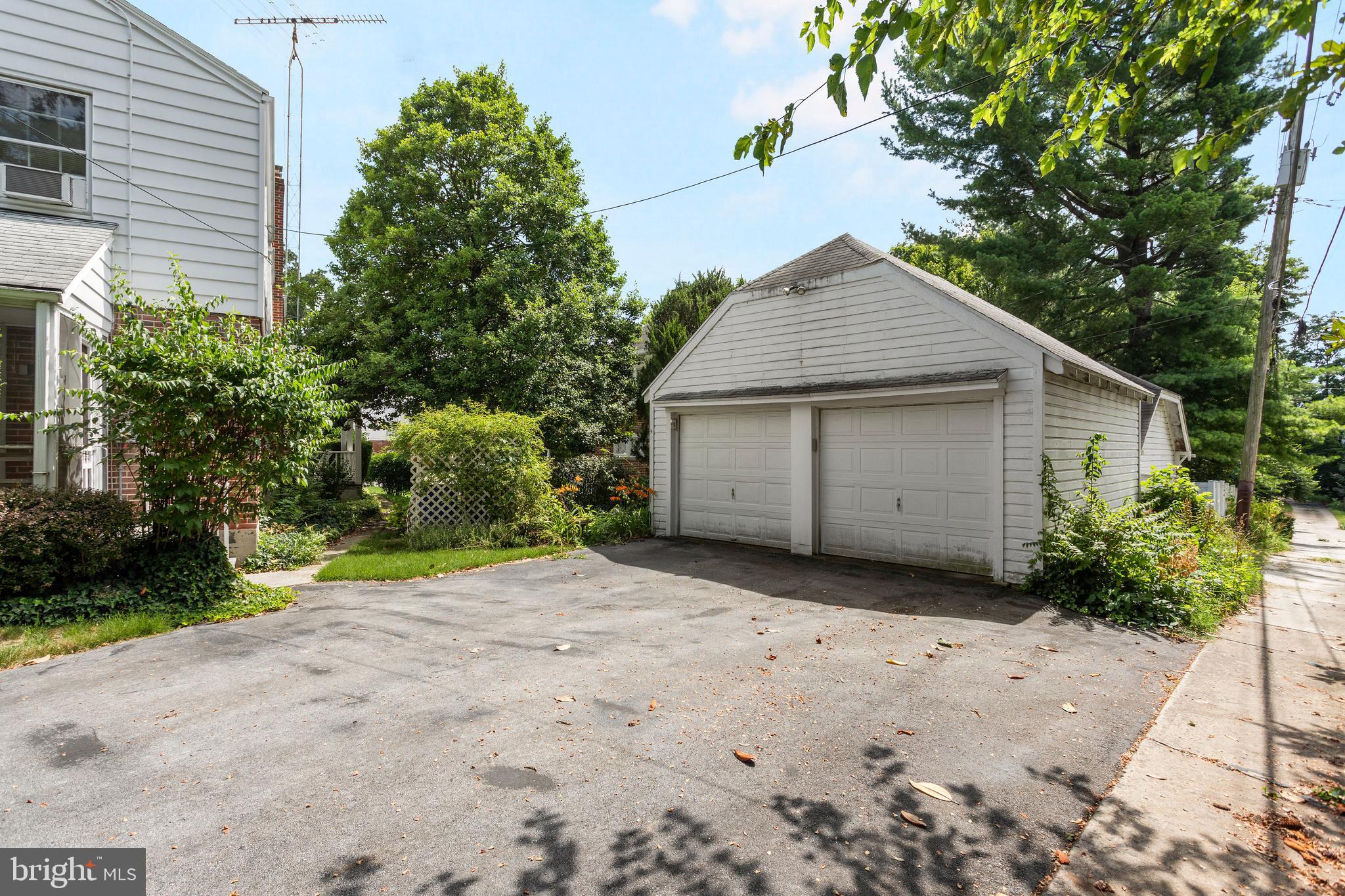 NORTH END - Residential