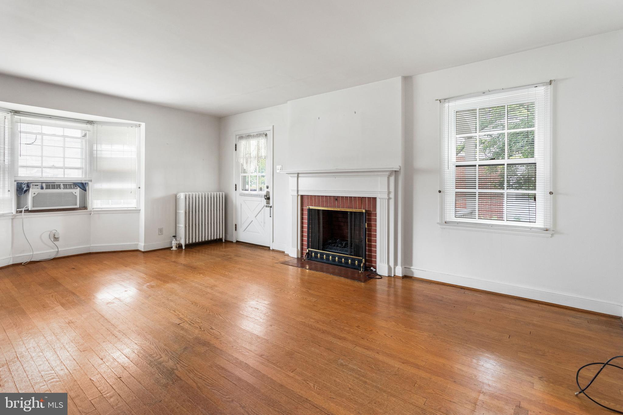 NORTH END - Residential