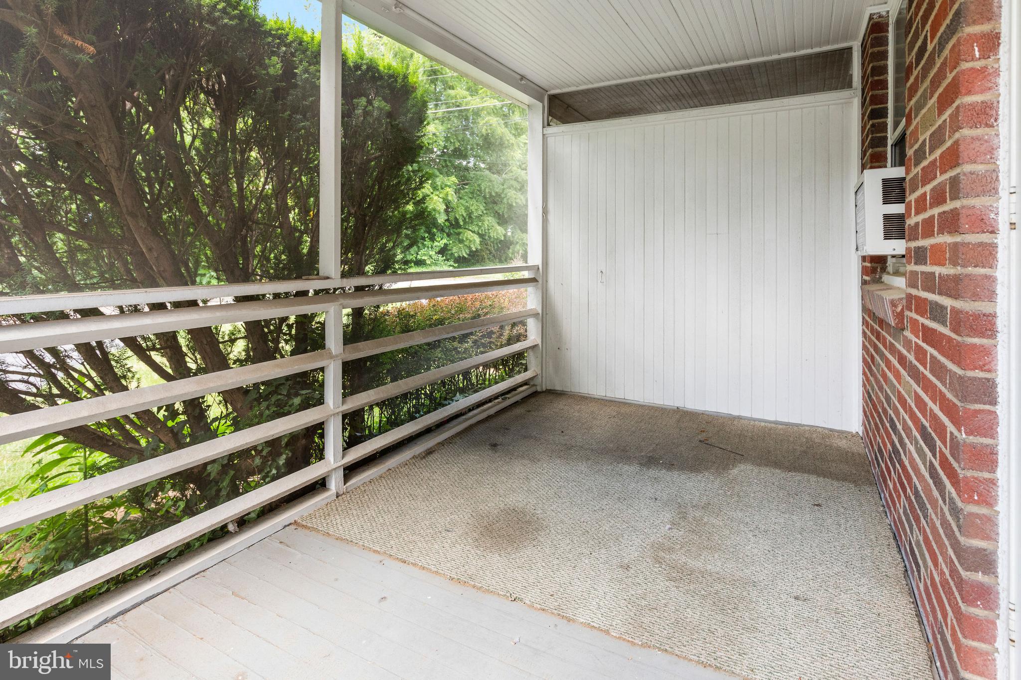 NORTH END - Residential