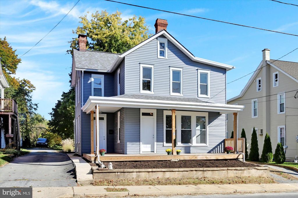 Photo of 1141 MAIN ST, AKRON, PA 17501 (MLS # PALA2026514)