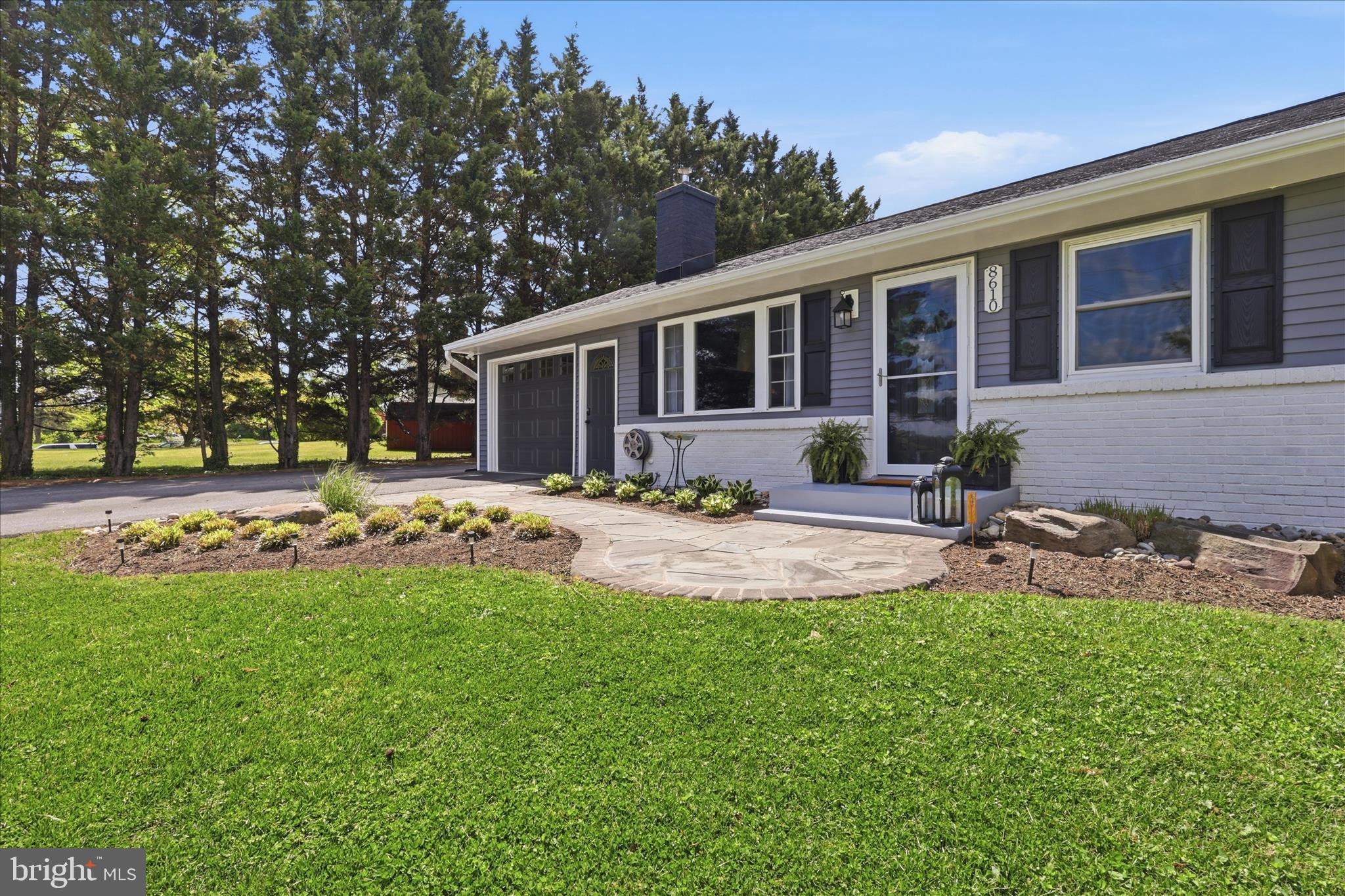 8610 DAMASCUS ROAD