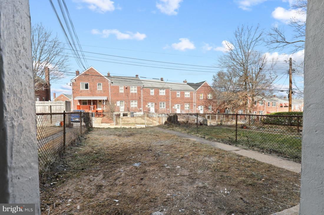 WOODLAWN - Residential