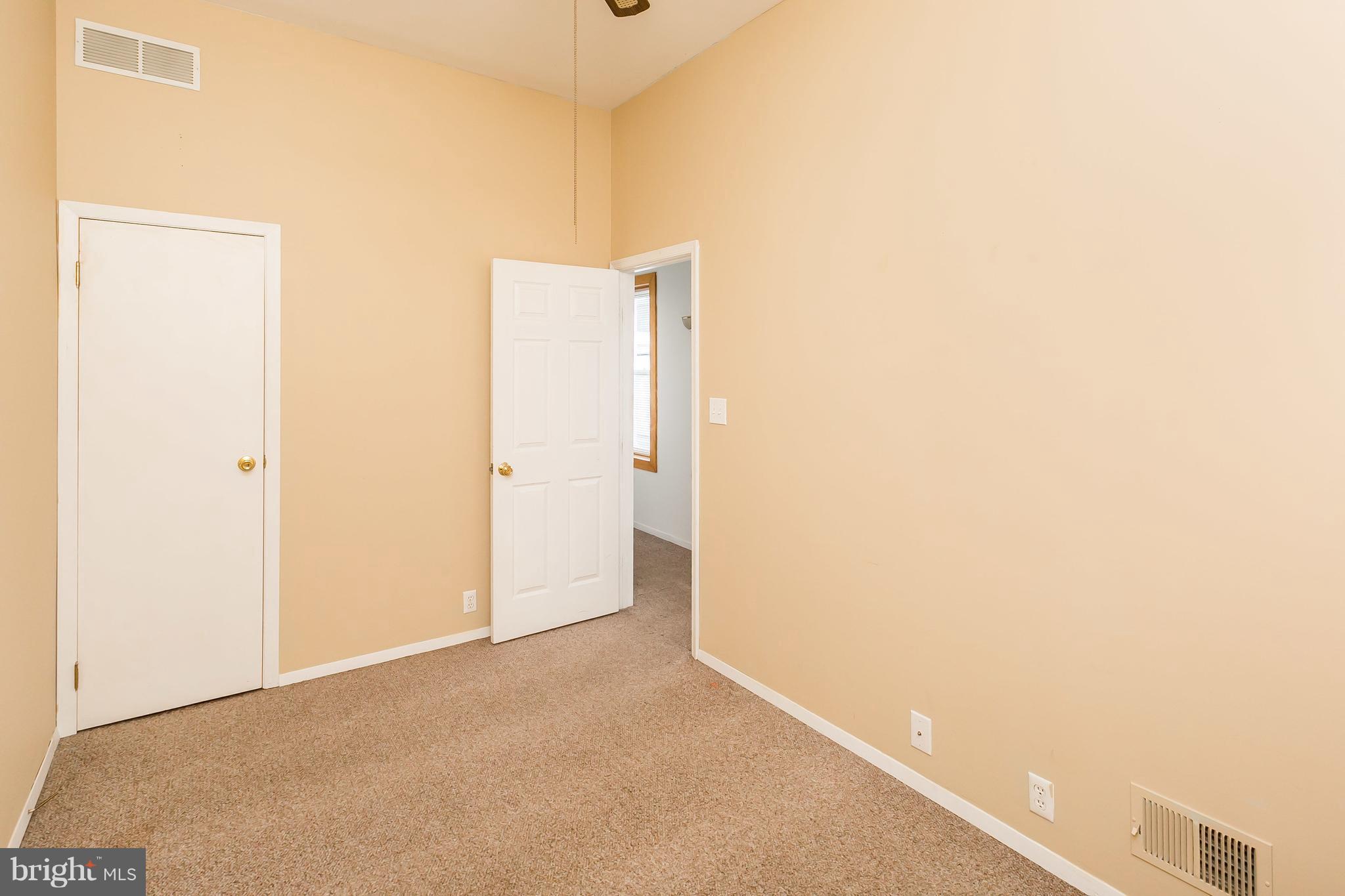 FEDERAL HILL HISTORIC DISTRICT - Residential Lease