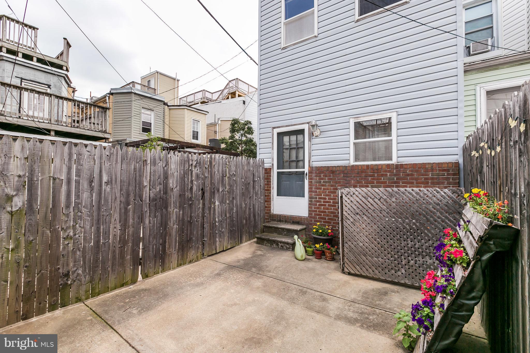 FEDERAL HILL HISTORIC DISTRICT - Residential Lease