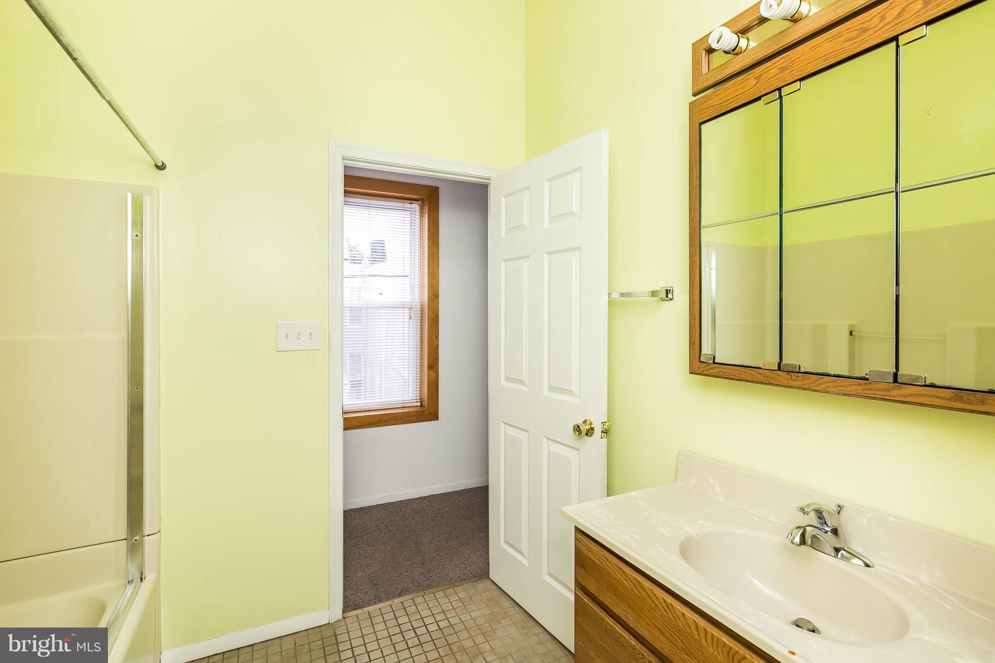 FEDERAL HILL HISTORIC DISTRICT - Residential Lease