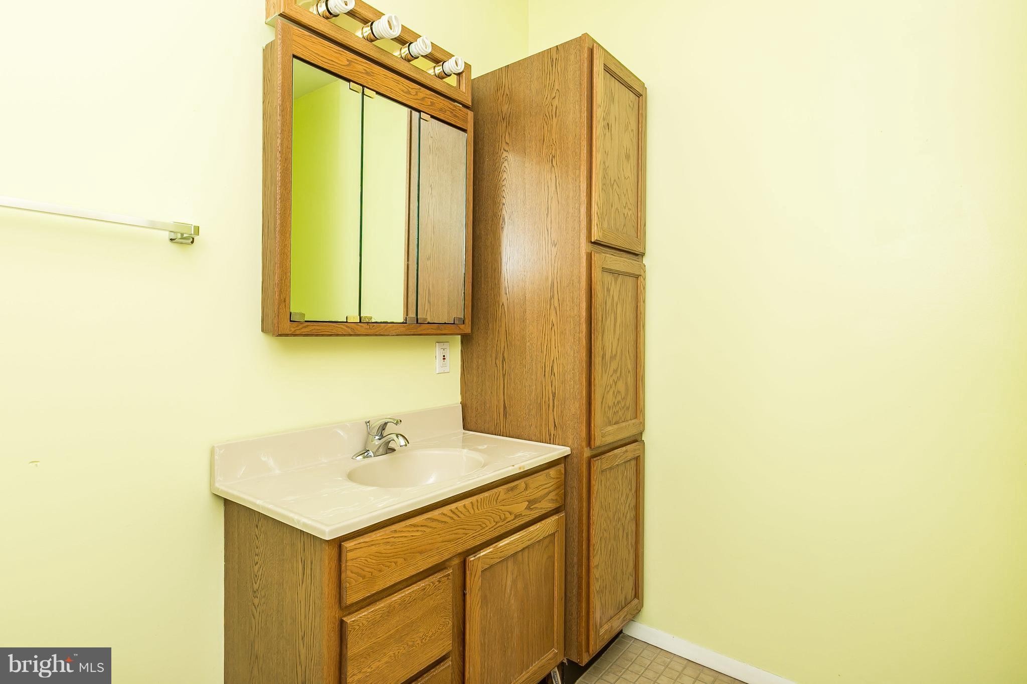 FEDERAL HILL HISTORIC DISTRICT - Residential Lease