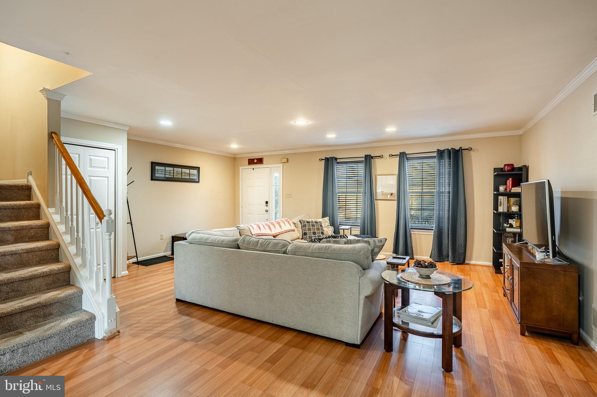 MEWS AT VALLEY FOR - Residential