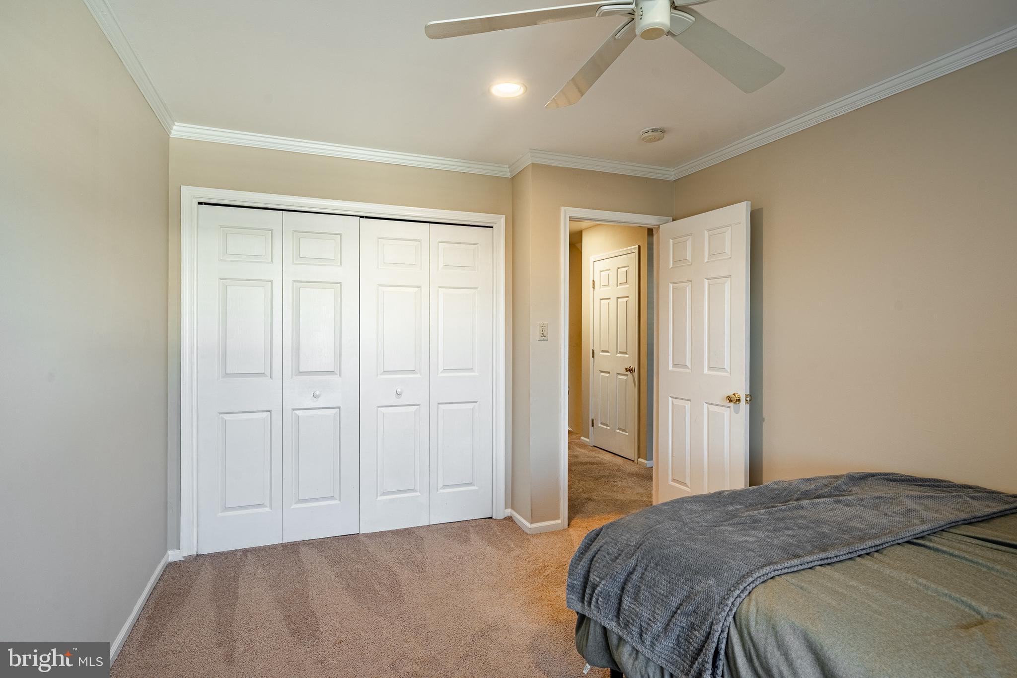 MEWS AT VALLEY FOR - Residential