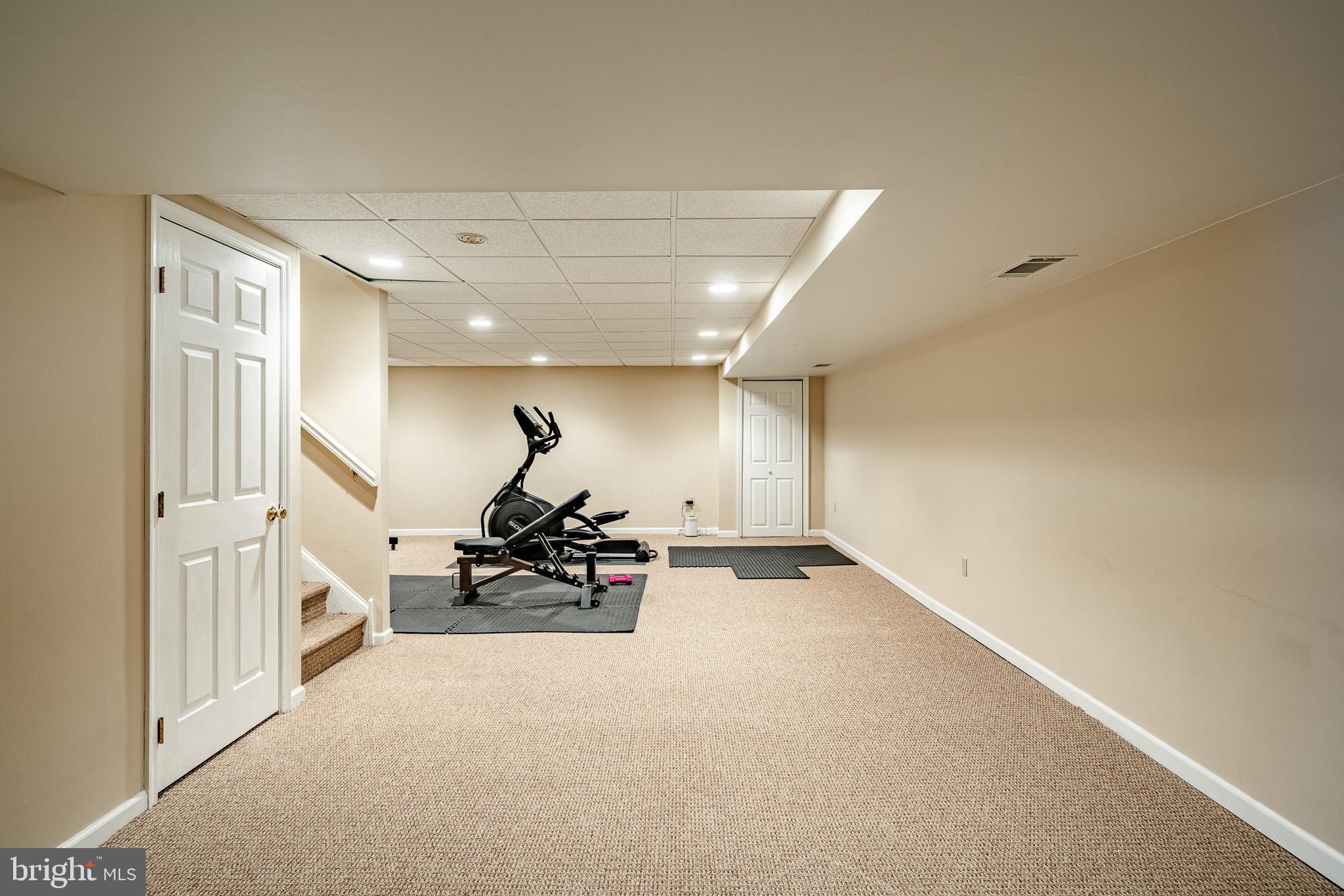 MEWS AT VALLEY FOR - Residential