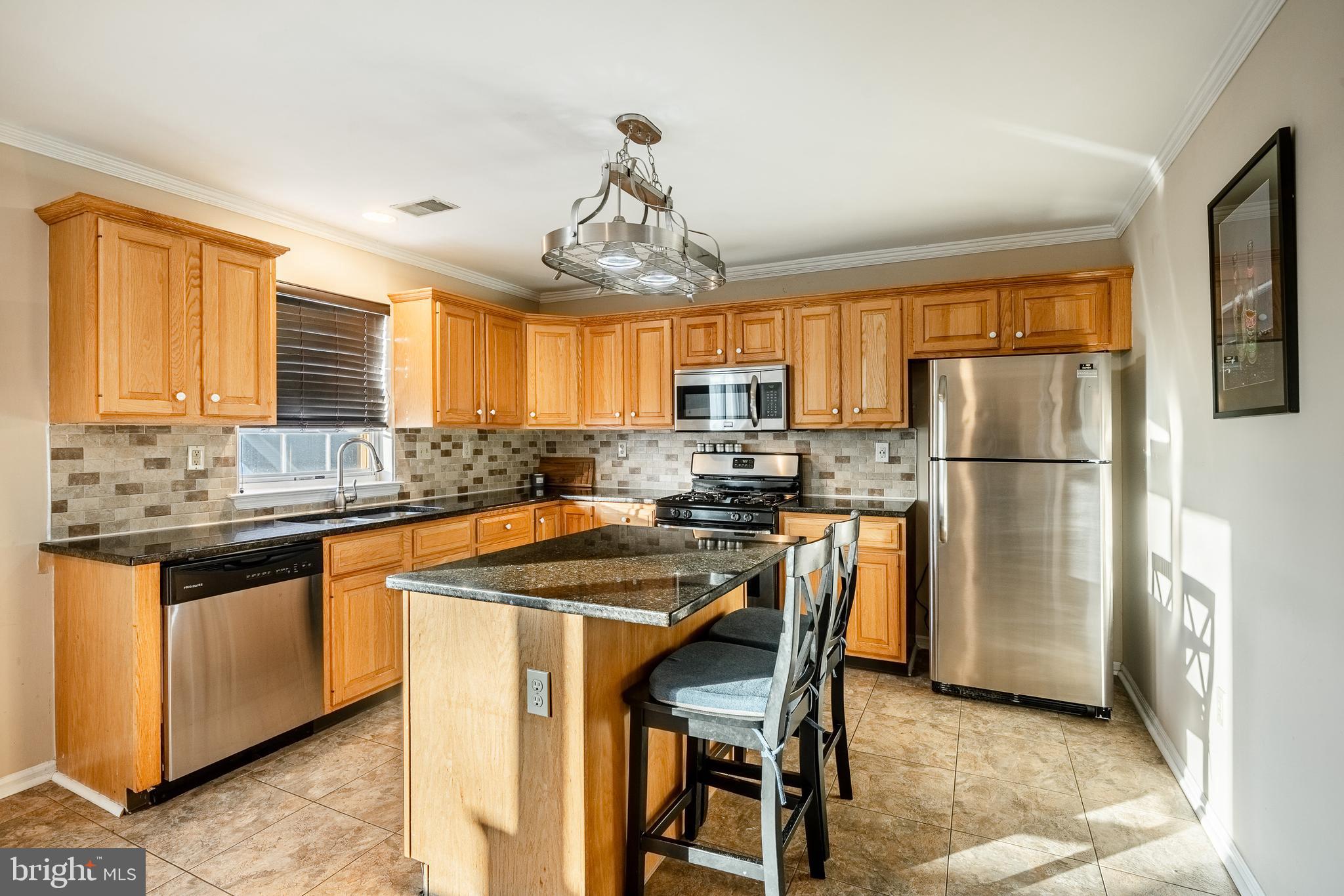 MEWS AT VALLEY FOR - Residential