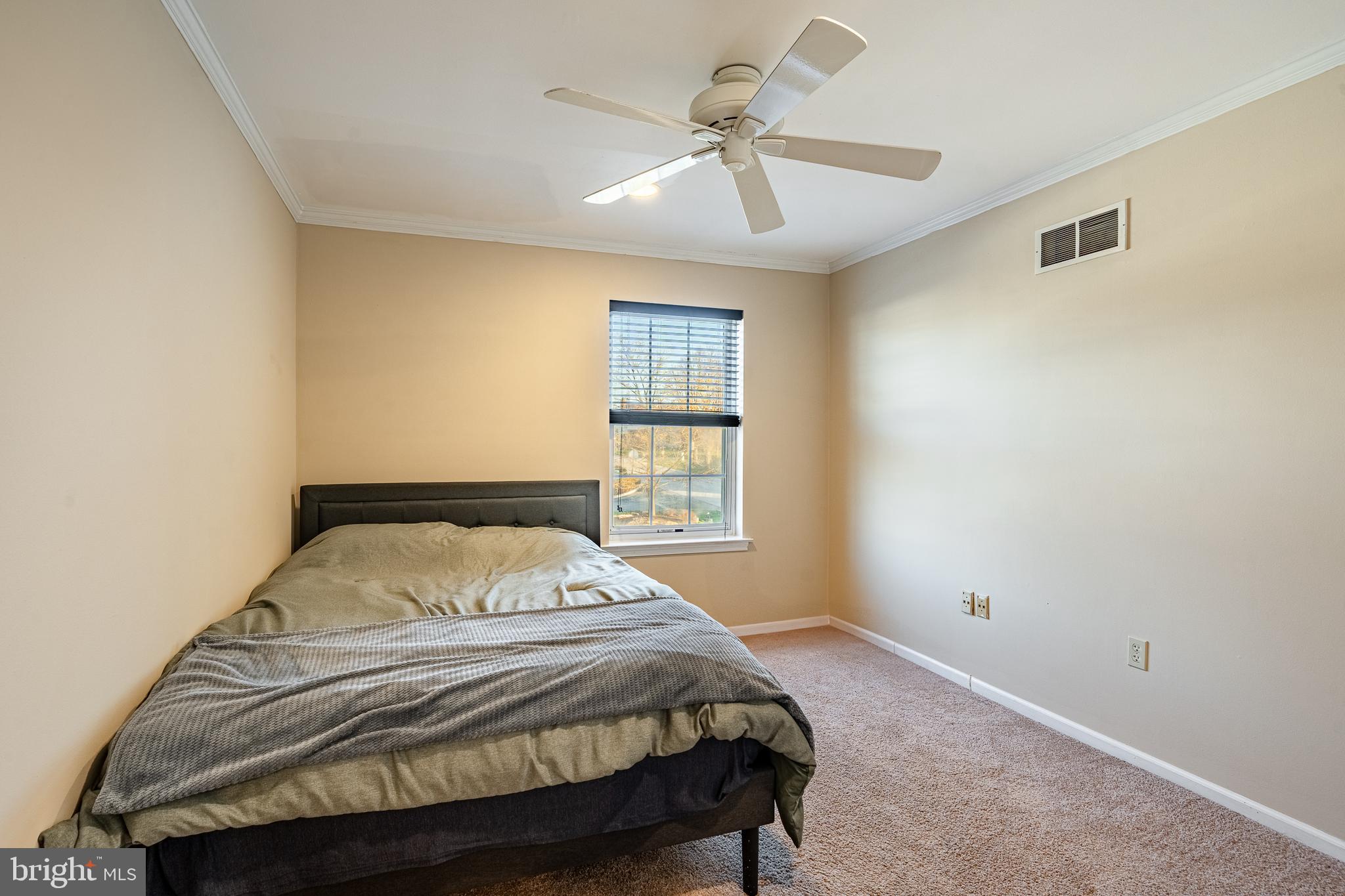 MEWS AT VALLEY FOR - Residential