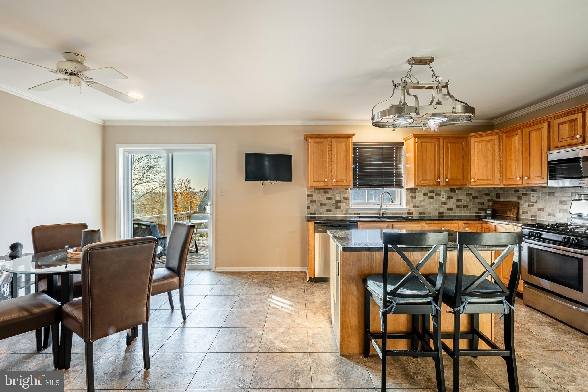 MEWS AT VALLEY FOR - Residential