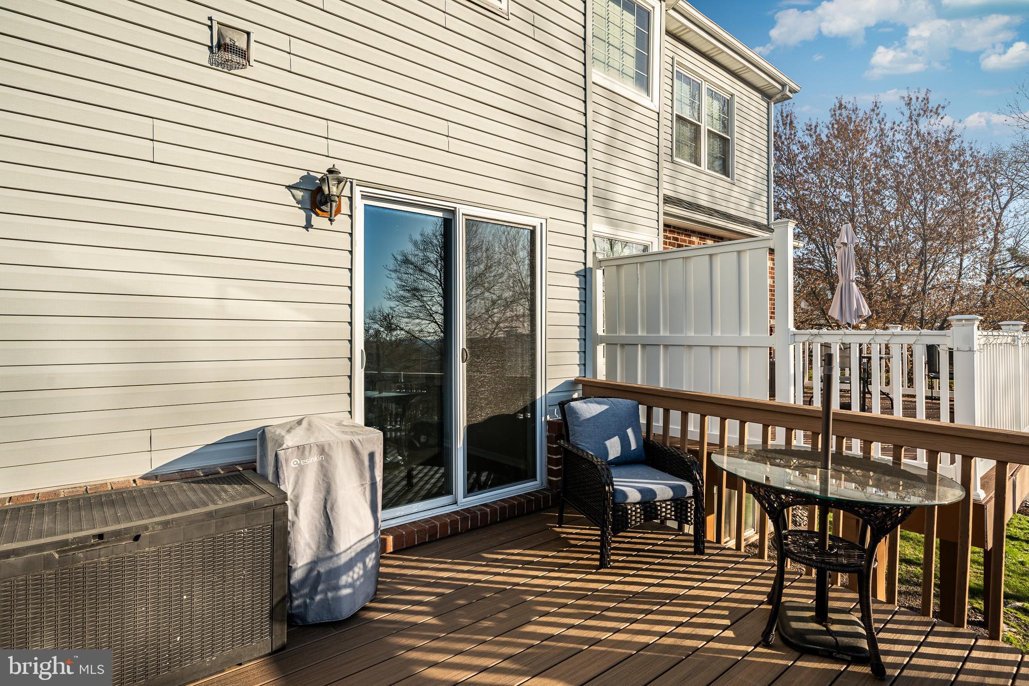 MEWS AT VALLEY FOR - Residential