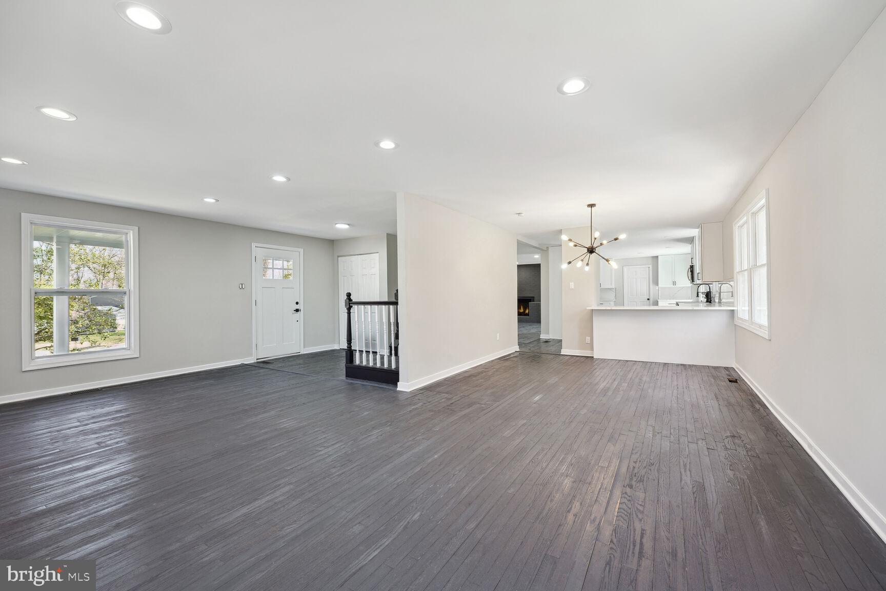 TANTALLON HILLS - Residential