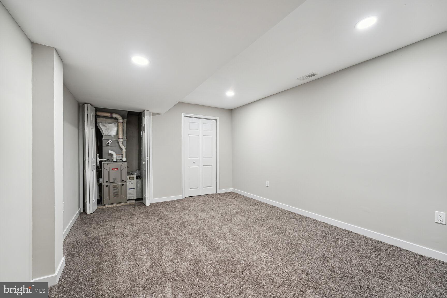 TANTALLON HILLS - Residential