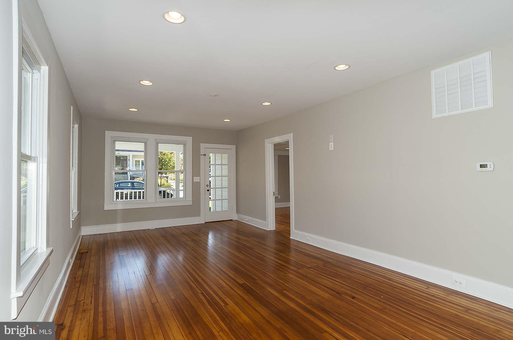 WEST ANNAPOLIS - Residential