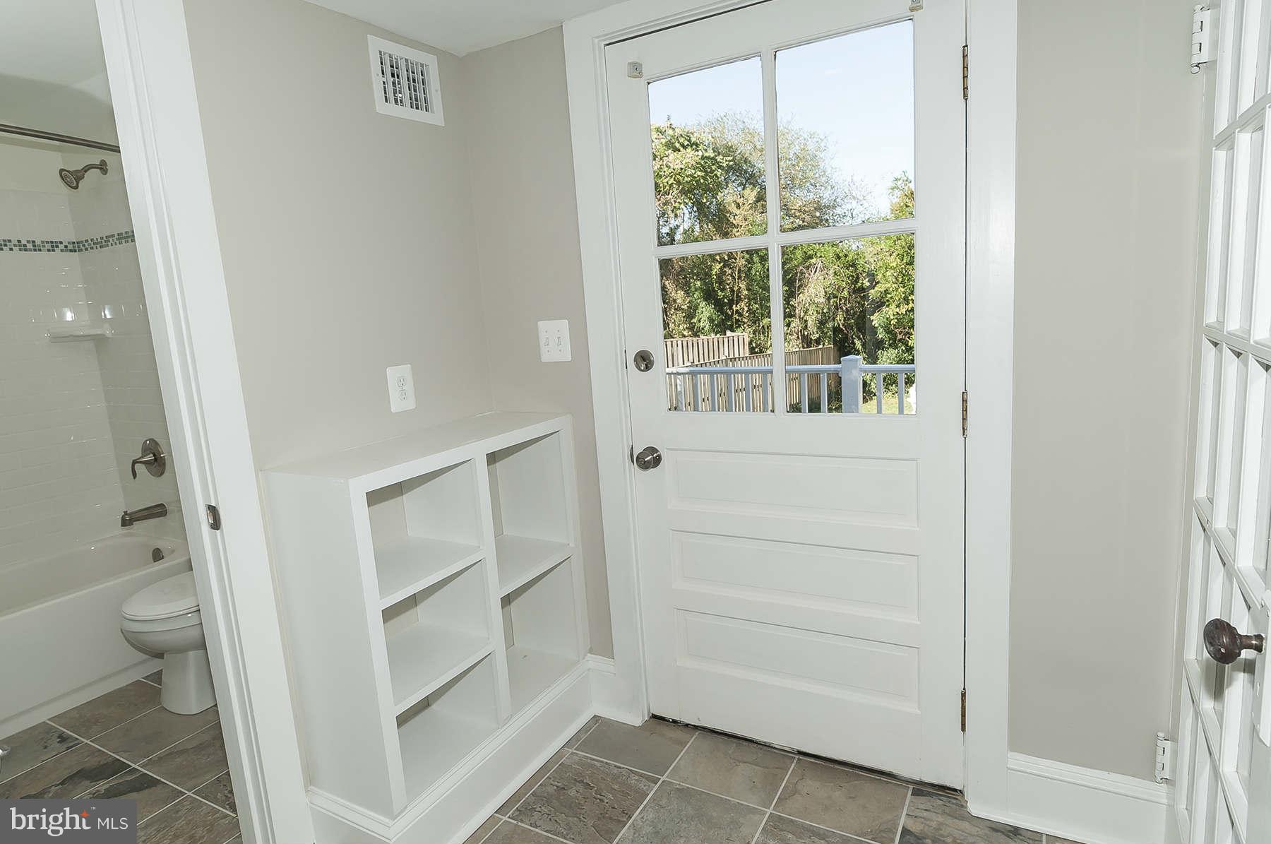 WEST ANNAPOLIS - Residential