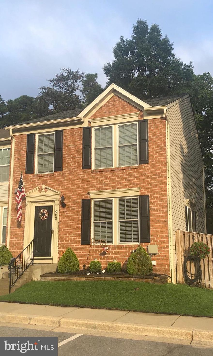 Move in ready Gorgeous end unit brick townhome PRICED TO SELL! 3 bedroom, 2.5 bathroom with a finished basement! Updated kitchen with new stainless steel appliances. Relax on the deck  or in the large fenced yard next to the pond! TONS of updates - roof, washer, dryer, flooring and carpet, appliances and  bathrooms. Other features include upgraded attic insulation, all vinyl energy efficient windows (2013) and sliding glass doors! Desirable community with boat launch, marina, kayak beach, fishing piers & playgrounds. Close to shopping and highway. *Professional pictures coming Wednesday!