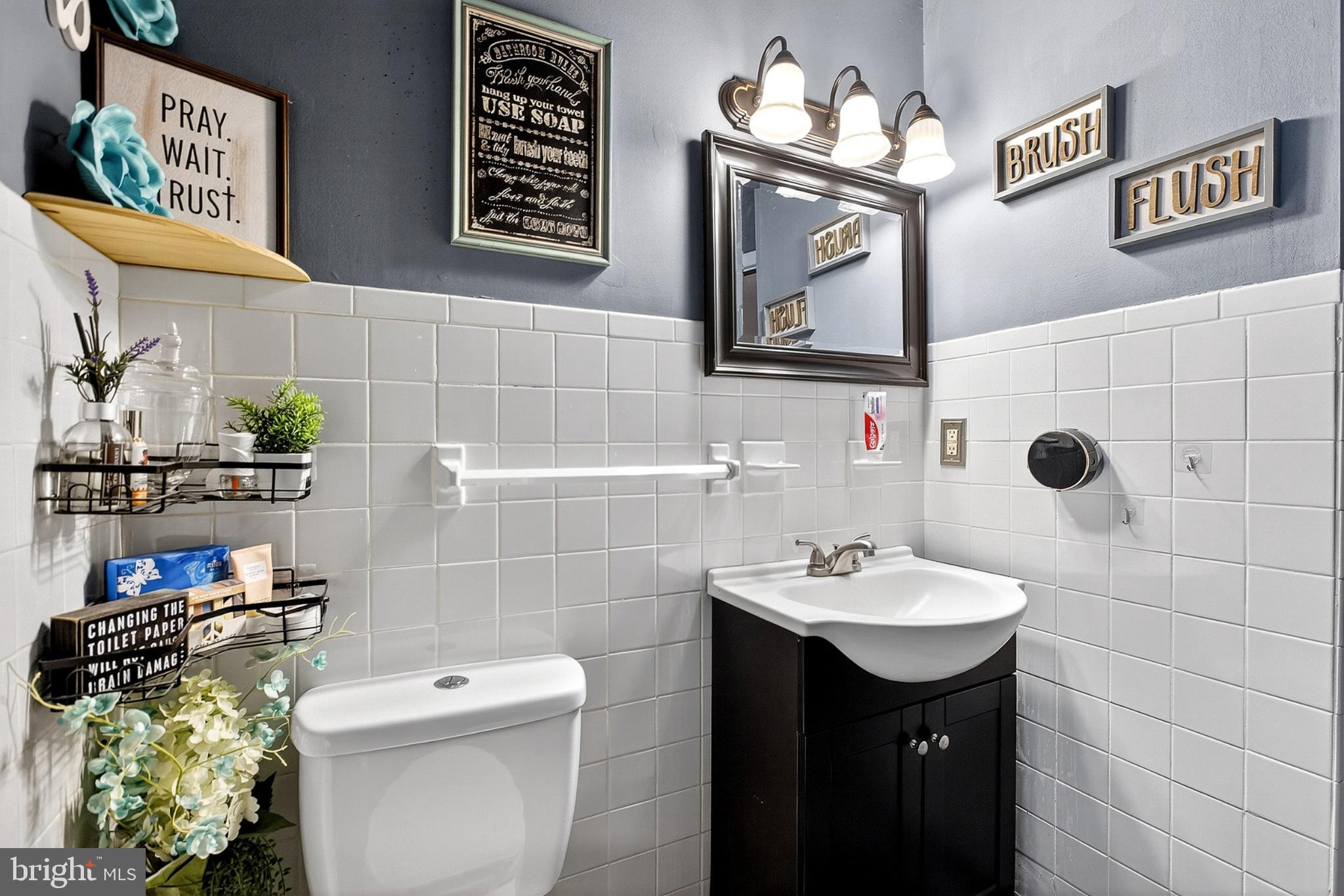 PHILADELPHIA (SOUTHWEST) - Residential