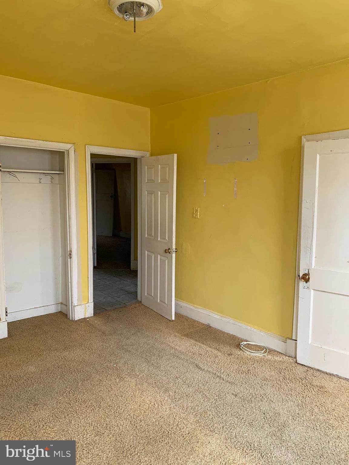 PARK CIRCLE - Residential