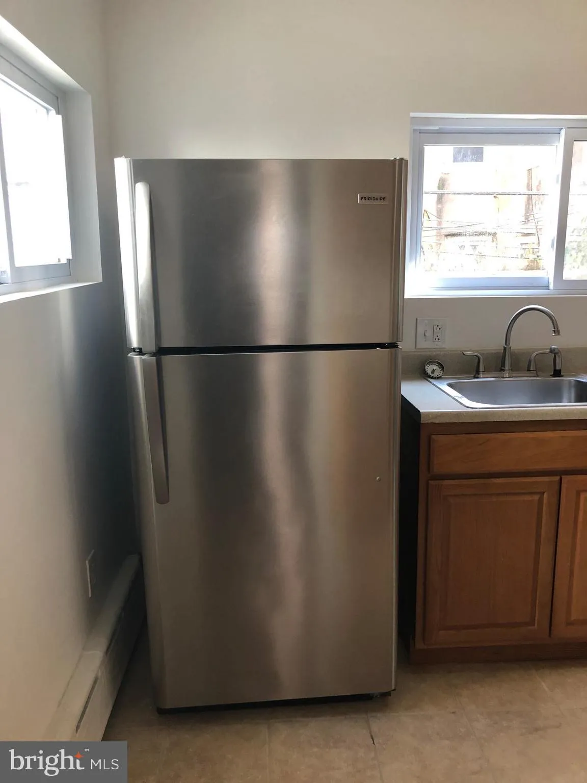 Philadelphia, Pennsylvania 19122, United States, 4 Bedrooms Bedrooms, ,1 BathroomBathrooms,Residential,Contingent,19113