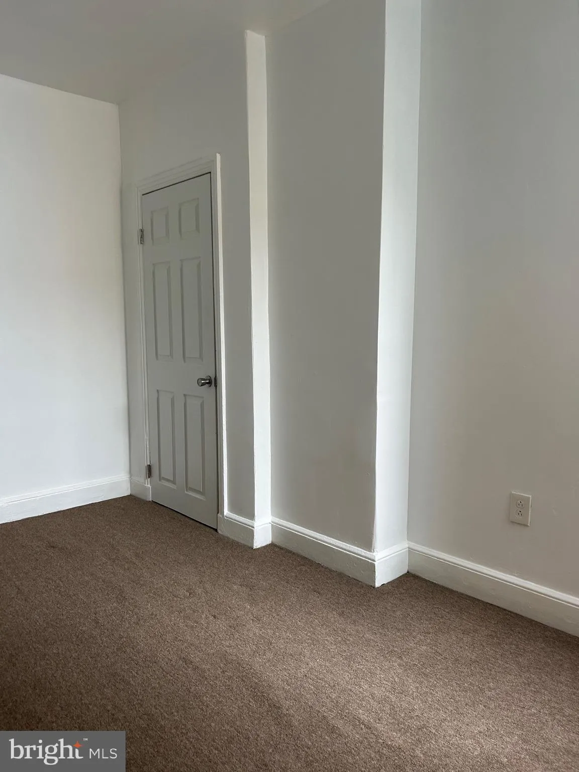 Philadelphia, Pennsylvania 19122, United States, 4 Bedrooms Bedrooms, ,1 BathroomBathrooms,Residential,Contingent,19113