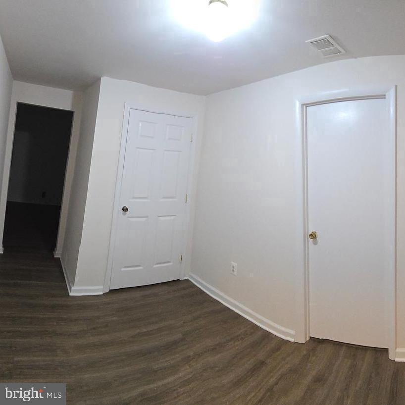 ENTERPRISE KNOLLS - Residential Lease